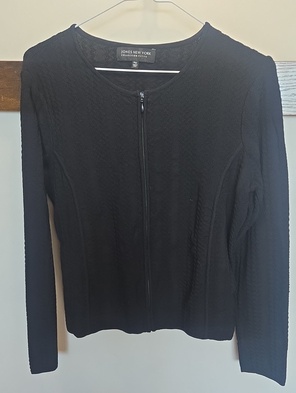 Jones New York Black Zip-Up Knit Cardigan